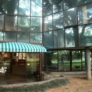 & Roma Hotel